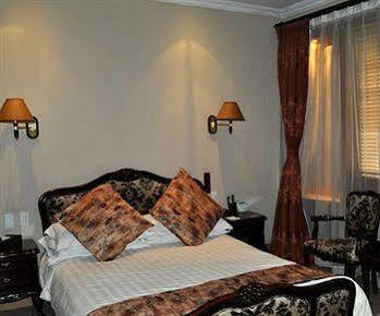 Shanghai Dazhong International Conference Hotel Bagian luar foto