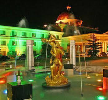 Shanghai Dazhong International Conference Hotel Bagian luar foto